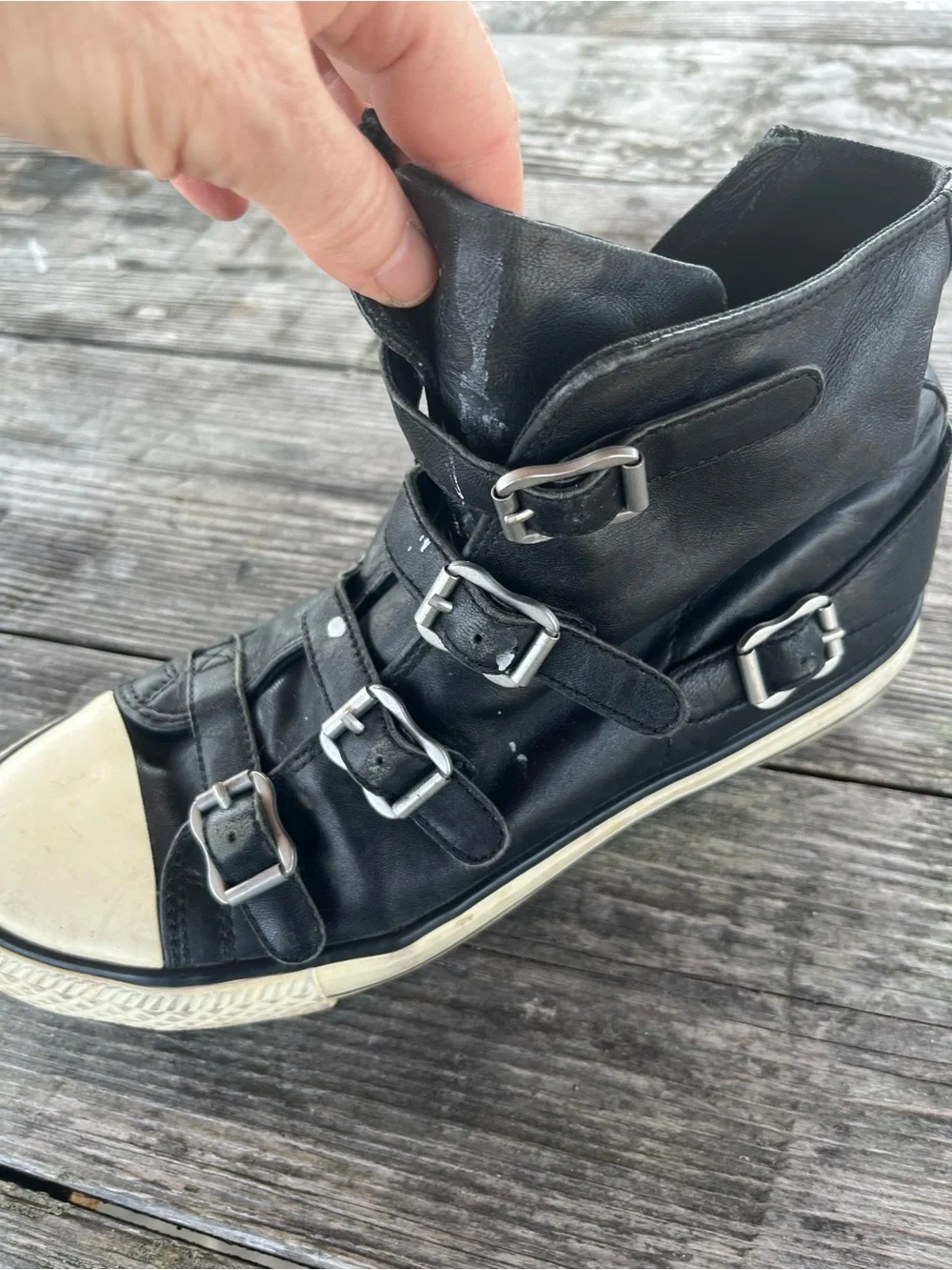 N/A black leather
